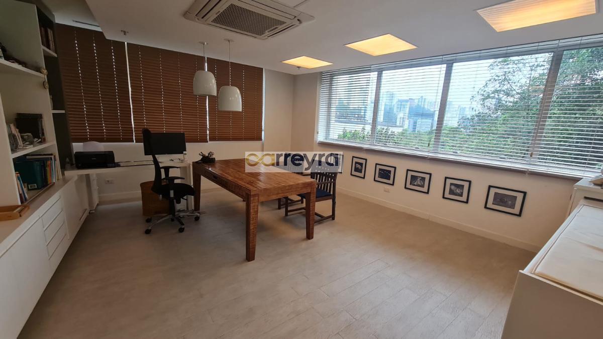 Vende-se Sala comercial, 122,48m², à venda em São Paulo, Vila Andrade, 2 vagas - Carreyra Imobiliaria